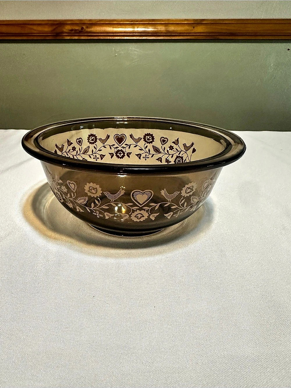 Vintage PYREX harvest festive 322 glass bowl